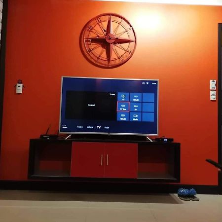 Cubao Manhattan Heights Unit 11Pq Tower B, 1Br Quezon City Exterior photo