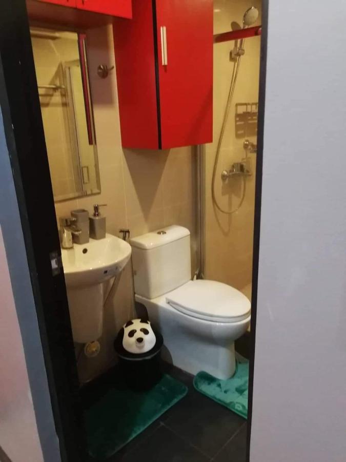 Cubao Manhattan Heights Unit 11Pq Tower B, 1Br Quezon City Exterior photo